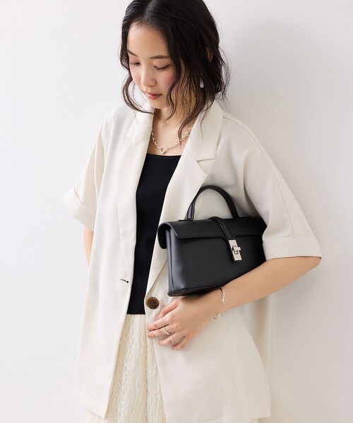 VIS(ビス)の「Light Airyシングルドルマンサマージャケット/UVケア・接触冷感・吸水速乾(テーラードジャケット・レディース・ブラック/キナリ/カーキ系・F)」の4枚目の写真