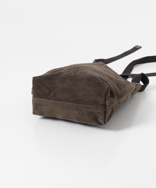EKAL(エカル)の「HOBO AZUMA SHOULDER BAG S PS(ショルダーバッグ・メンズ・DK.BROWN/ORANGE・one)」の6枚目の写真