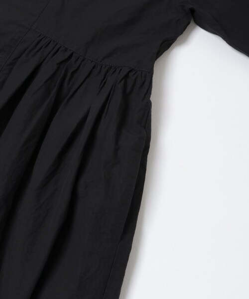 かぐれ（カグレ）の「コットンシルクサイドギャザーワンピース（ワンピース・レディース・BLACK/ROYAL BLUE・0/1）」の19枚目の写真