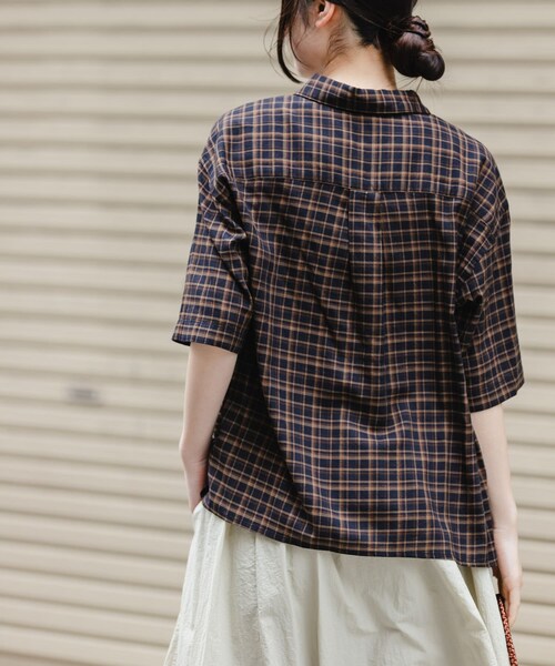 URBAN RESEARCH DOORS（アーバンリサーチドアーズ）の「FORK&SPOON　コットンレーヨンチェックシャツ（シャツ/ブラウス・レディース・OFFｘBLK/CCLｘBRN・1）」の20枚目の写真