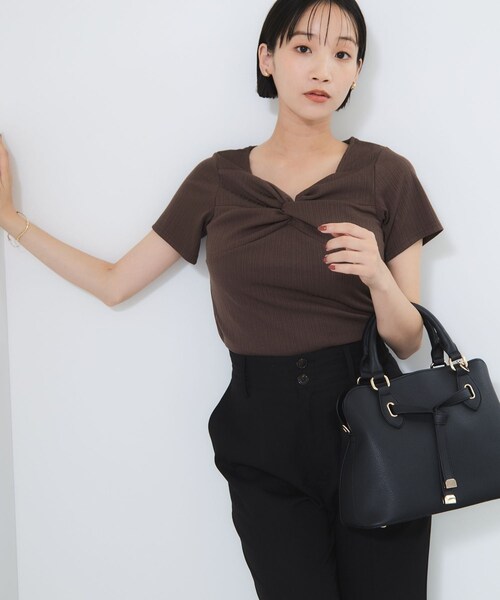 VIS(ビス)の「ツイストテレコカットソー(Tシャツ/カットソー・レディース・チャコール/オフホワイト/ダークブラウン・F)」の17枚目の写真