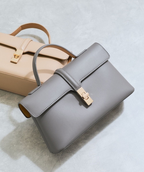 VIS(ビス)の「ひねり金具ワンハンドルミニショルダーバッグ/2WAY,WEB限定カラーあり(ショルダーバッグ・レディース・ブラック/ブラック系/グレー系/キャメル/ベージュ/ダークブラウン/ブルー系・F)」の7枚目の写真