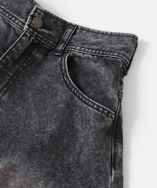 SENSE OF PLACE by URBAN RESEARCH（センスオブプレイスバイアーバンリサーチ）の「ANNA SUI NYC　オーバードレープデニムロングスカート（デニムスカート・レディース・BLUE/BLACK・S/M）」の8枚目の写真