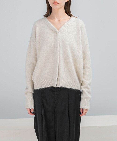 URBAN RESEARCH ROSSO(アーバンリサーチロッソ)の「エアリーニット2WAYカーディガン(カーディガン/ボレロ・レディース・G/WHITE/BEIGE/BLACK・Free)」の13枚目の写真