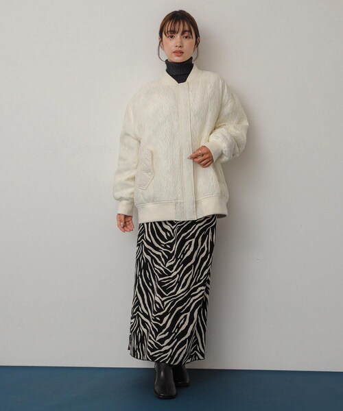 SENSE OF PLACE by URBAN RESEARCH(センスオブプレイスバイアーバンリサーチ)の「オーバーサイズMA-1(MA-1・レディース・BLACK/IVORY/BEIGE・one)」の5枚目の写真