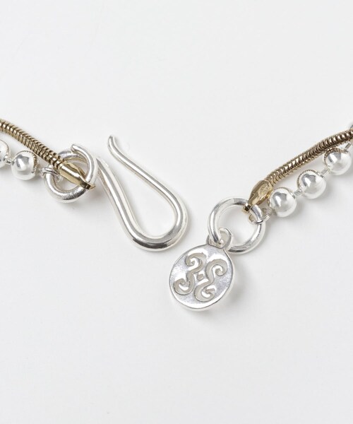 URBAN RESEARCH（アーバンリサーチ）の「Sapir Bachar　TWIST NECKLACE（ネックレス・レディース・SV/GD・-）」の6枚目の写真