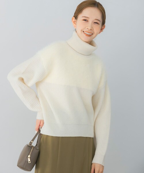 URBAN RESEARCH ROSSO（アーバンリサーチロッソ）の「エアリーヤーンドッキングニットプルオーバー（ニット/セーター・レディース・GRAY/OFF WHITE/BLACK・FREE）」の6枚目の写真