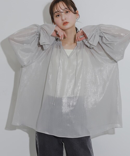 SENSE OF PLACE by URBAN RESEARCH(センスオブプレイスバイアーバンリサーチ)の「ハクプリントブラウス(シャツ/ブラウス・レディース・L.BLUE/BEIGE/GRAY・one)」の9枚目の写真