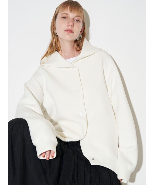 ELENDEEK（エレンディーク）の「TUCK HEM HOODIE（パーカー・レディース・オフホワイト/グレー/チャコールグレー/アイボリー・F）」の4枚目の写真