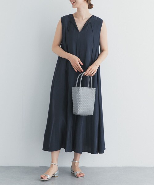 URBAN RESEARCH DOORS(アーバンリサーチドアーズ)の「『スタッフ企画』2WAYマチ切替ワンピース(ワンピース・レディース・GREEN/INK BLACK・Free)」の5枚目の写真