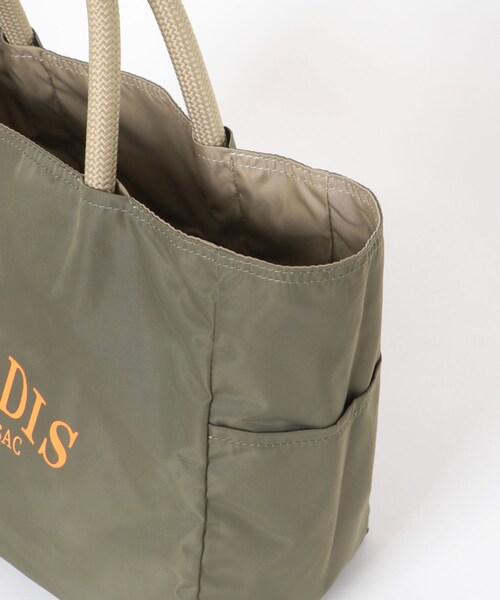 URBAN RESEARCH（アーバンリサーチ）の「NOMADIS　SAC2 W/16（ハンドバッグ・レディース・BLACK/MD BROWN/KHAKI・-）」の15枚目の写真