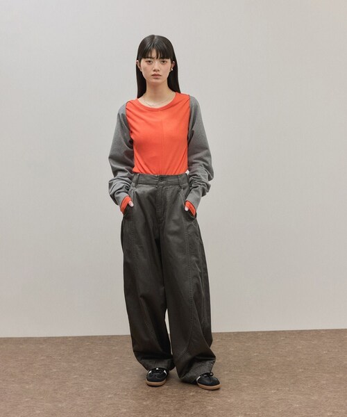 ADAM ET ROPE'（アダムエロペ）の「ボレロニットビスチェ（ベスト・レディース・ブラック/グレー・F）」の5枚目の写真