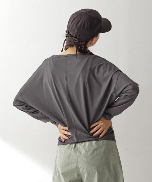 URBAN RESEARCH Sonny Label（アーバンリサーチサニーレーベル）の「SLAB　Dolman Rashguard（その他トップス・レディース・カーキ/グレージュ/チャコール・FREE）」の7枚目の写真