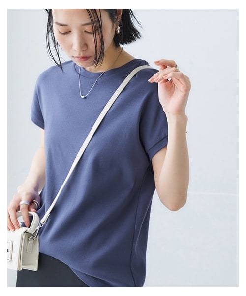 nissen（ニッセン）の「ＵＶカット綿１００％フライス素材フレンチスリーブＴシャツ（Tシャツ/カットソー・レディース・オフホワイト/黒/ダスティ―ピンク/ブルー/ディープグリーン/ブラッドオレンジ/トープ/グレージュ/ローズ/ラベンダー/不要品番/シュガーピンク・S/M/L/LL/3L）」の6枚目の写真