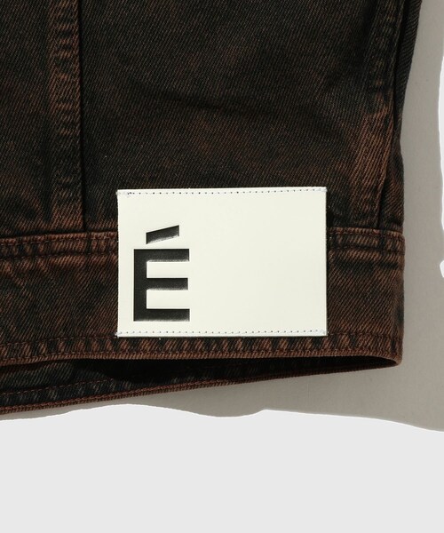 ADAM ET ROPE'（アダムエロペ）の「【Etudes Studio/エチュードストゥディオ】LOOSE DENIM JACKET（デニムジャケット・メンズ・ダークブラウン・46/48）」の10枚目の写真