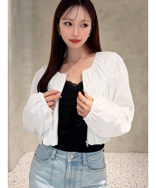 RESEXXY（リゼクシー）の「ギャザークロップドブルゾン（ブルゾン・レディース・ホワイト/ブラック/ブルー/ラベンダー・F）」の14枚目の写真