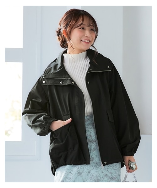 nissen（ニッセン）の「＜大きいサイズ＞スタンドカラーブルゾン（はっ水・防花粉・ＵＶカット）（オールインワン・サロペット・レディース・オフベージュ/ライトグリーン/黒・L/LL/3L/4L/5L/6L/8L/10L）」の20枚目の写真