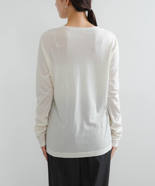 URBAN RESEARCH(アーバンリサーチ)の「ウールコットンロングスリーブカットソー(Tシャツ/カットソー・レディース・OFF WHITE/CHERRY RED/BLACK/BORDER・Free)」の6枚目の写真