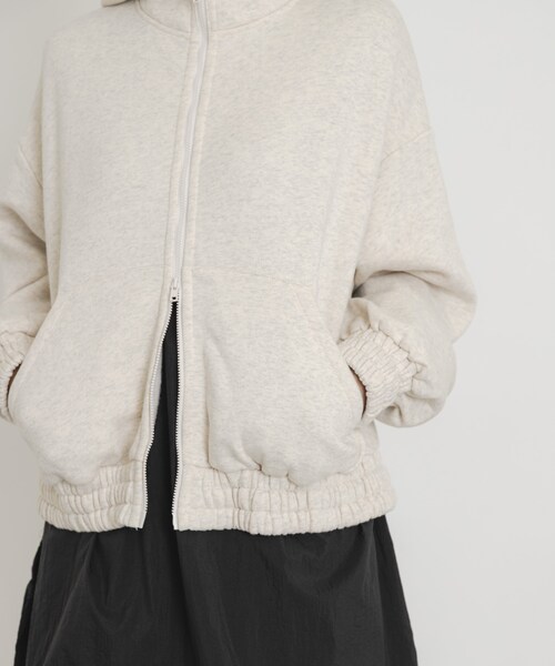 EKAL（エカル）の「ボタニルプライム裏起毛ZIPパーカー（パーカー・レディース・シロ杢/ブラック・one）」の4枚目の写真