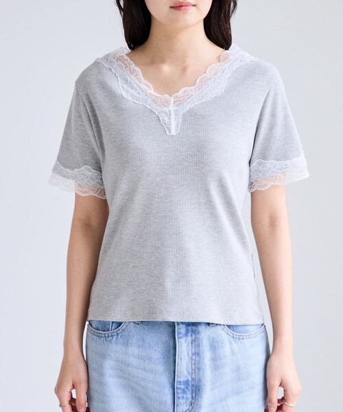VIS（ビス）の「レーストリムVネックTシャツ/汗ジミ加工（Tシャツ/カットソー・レディース・ブラック/ライトグレー/オフホワイト・F）」の22枚目の写真