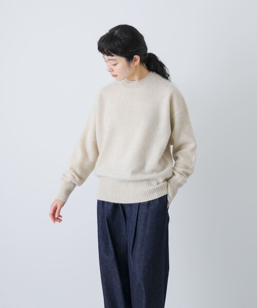 かぐれ（カグレ）の「TICCA　ヤククルーネックプルオーバー（ニット/セーター・レディース・ivory/light blue/grey・FREE）」の6枚目の写真