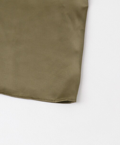 URBAN RESEARCH ROSSO（アーバンリサーチロッソ）の「サテンキャミワンピース（ワンピース・レディース・KHK.BROWN/L.BEIGE/BLUEGRAY・FREE）」の13枚目の写真