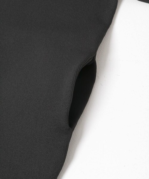 URBAN RESEARCH ROSSO（アーバンリサーチロッソ）の「ELENDEEK　COCOON FORM  CARDIGAN（カーディガン/ボレロ・レディース・O.WHT/BLK/PNK/MNT・Free）」の12枚目の写真