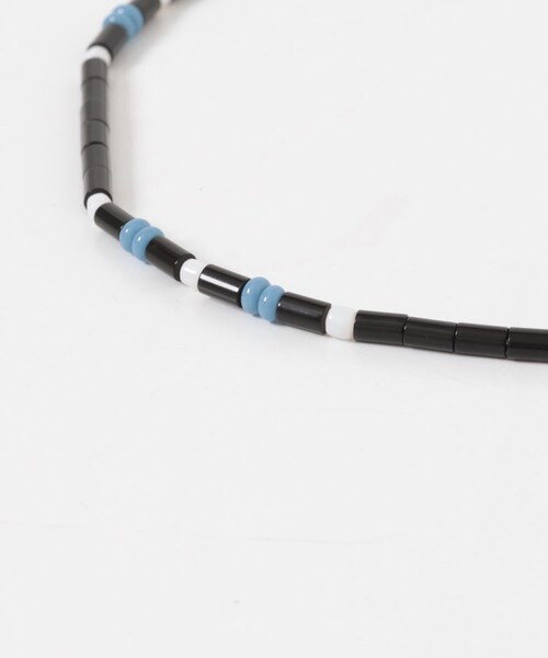 SMELLY（スメリー）の「ステンレスカラービースネックレス（ネックレス・メンズ・BK/BL・-）」の6枚目の写真