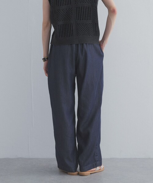 URBAN RESEARCH DOORS（アーバンリサーチドアーズ）の「リヨセルデニムイージーパンツ（デニムパンツ・レディース・BLACK/INDIGO・M/L）」の17枚目の写真