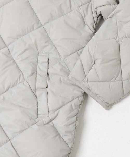 URBAN RESEARCH DOORS（アーバンリサーチドアーズ）の「ライトダウンキルトロングコート（その他アウター・レディース・L.GREGE/KHAKI/NAVY・M）」の14枚目の写真