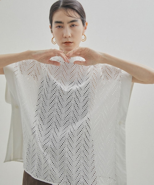 アニエスベー ｂ.アダムエロペ　刺繍バックタックシャツ長袖 トップス　完売品 ADAM ET ROPE'（アダムエロペ）の「【WEB限定】リーフ刺繍レース