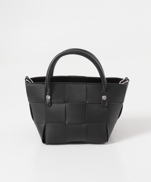 URBAN RESEARCH DOORS（アーバンリサーチドアーズ）の「編み込み2WAYバッグ（ハンドバッグ・レディース・BLACK/SAND・-）」の3枚目の写真