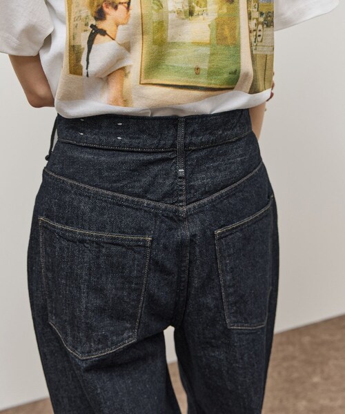 ADAM ET ROPE'（アダムエロペ）の「【upper hights（アッパー ハイツ）】THE GARNET（デニムパンツ・レディース・ネイビー/ブルー・22/23/24/25）」の16枚目の写真
