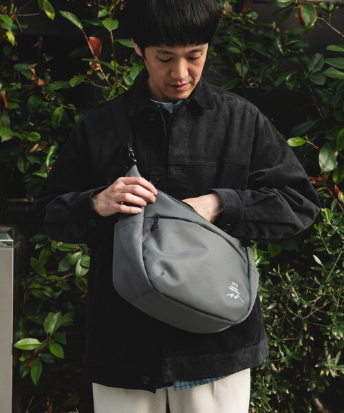 URBAN RESEARCH DOORS（アーバンリサーチドアーズ）の「URD SHOULDER BAG（ショルダーバッグ・メンズ・BLACK/SAGE GRAY・-）」の20枚目の写真