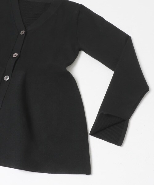 URBAN RESEARCH ROSSO（アーバンリサーチロッソ）の「カシミヤシルク混ペプラムニットアップ（ニット/セーター・レディース・BLACK/L.BEIGE・Free）」の6枚目の写真