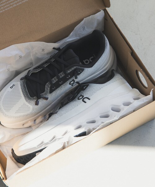 URBAN RESEARCH DOORS（アーバンリサーチドアーズ）の「On　CLOUD TILT（スニーカー・レディース・BLK/IVO・23.5/24/24.5/25/25.5）」の3枚目の写真