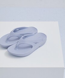 ADAM ET ROPE' | 【公式サイト・実店舗限定】【OOFOS】O Original(サンダル)