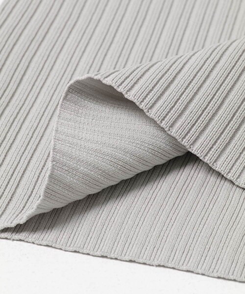 URBAN RESEARCH ROSSO（アーバンリサーチロッソ）の「Vネックリブフロント釦デザインニット（カーディガン/ボレロ・レディース・L/GREIGE/PINK・Free）」の15枚目の写真