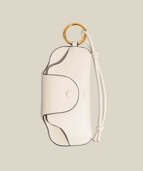 ROPE'(ロペ)の「【E'POR】Glass CASE(メガネ・サングラスケース)(ポーチ・レディース・ブラック/ダークブラウン/キミドリ/ブルー系/グレー/キナリ/ベージュ/ブルー/ワイン・F)」の1枚目の写真