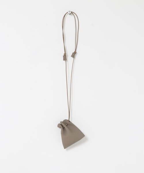 URBAN RESEARCH(アーバンリサーチ)の「ITTI HERRIE KINCHAKU POUCH(ポーチ・メンズ・BLACK/TAUPE・XXS)」の2枚目の写真