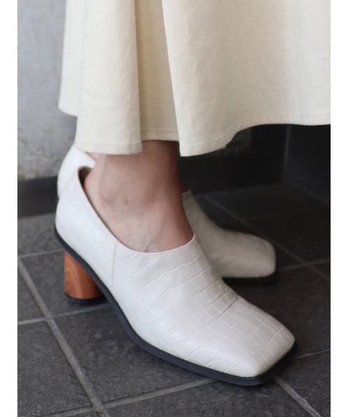 MURUA（ムルーア）の「タップブーティー（ブーティ・レディース・ブラウン/アイボリー/ブラック・36/35/37）」の14枚目の写真