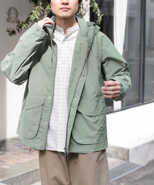 URBAN RESEARCH DOORS（アーバンリサーチドアーズ）の「FORK&SPOON　フーディージャケット（マウンテンパーカー・メンズ・INKBLACK/SAGEGREEN・4/5）」の19枚目の写真