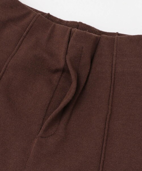 LAATO（ラート）の「PINTACK HALF PANTS（その他パンツ・レディース・チャイ/チョコレート・FREE）」の5枚目の写真