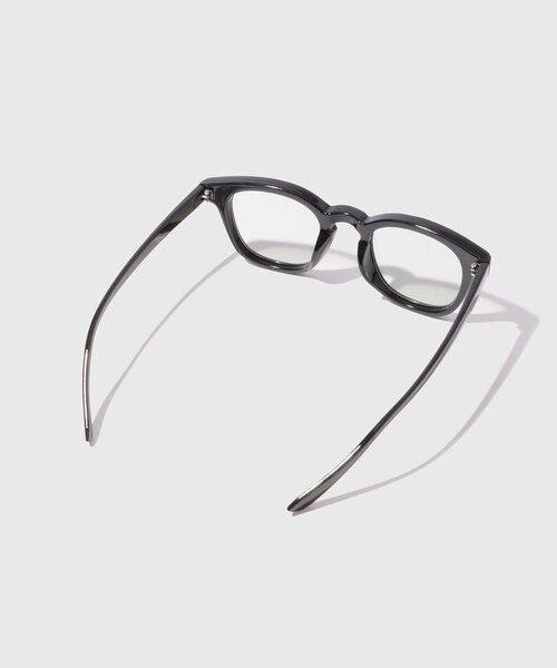 ADAM ET ROPE'(アダムエロペ)の「【ISNESS MUSIC/イズネス ミュージック】KENNY SUNGLASSES(サングラス・メンズ・ブラック/ライトグレー・F)」の4枚目の写真