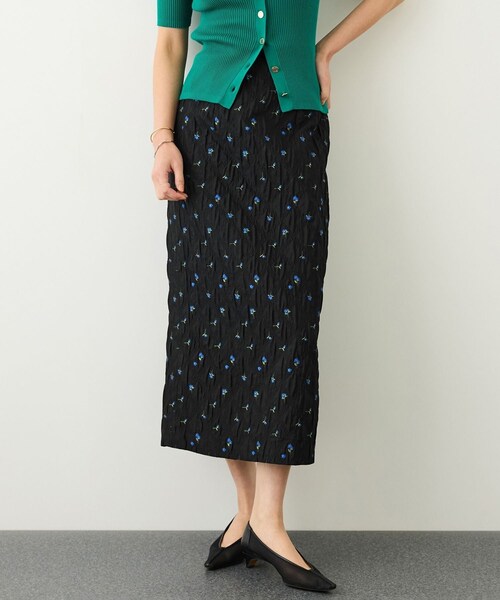 ROPE'(ロペ)の「ジャガードタイトスカート/セットアップ対応・イージーケア(スカート・レディース・ブラック/ベージュ・36/38)」の2枚目の写真