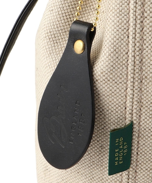 ADAM ET ROPE'(アダムエロペ)の「【J'aDoRe・店舗限定】【Brady(ブレディ)】ELY / エリー(ショルダーバッグ・レディース・キナリ・F)」の15枚目の写真