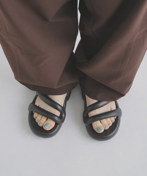 THE GOODLAND MARKET（ザグッドランドマーケット）の「CAMPER　KOBARAH FLAT（サンダル・レディース・001BLK/017ORG・37/38/39）」の7枚目の写真