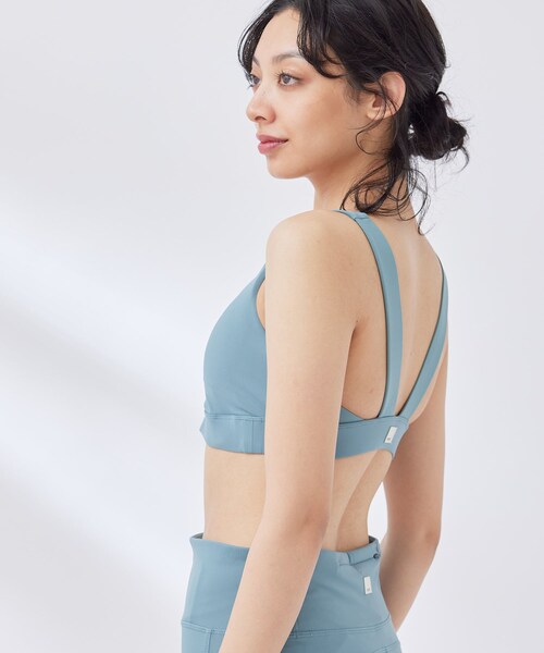 NERGY（ナージー）の「【VUORI】UV Stride Braブラトップ（ブラジャー・レディース・ブラック/ブルー系/オレンジ・S/XS）」の11枚目の写真