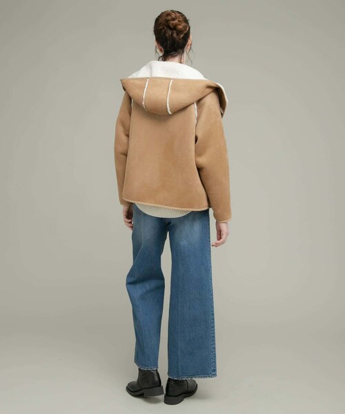 URBAN RESEARCH Sonny Label（アーバンリサーチサニーレーベル）の「ムートンリバーシブルフーディーコート（ムートンコート・レディース・CCLxCCL/IVOxBEG/OFF×CAM・36/38）」の14枚目の写真