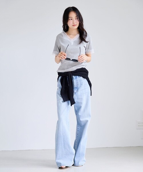 VIS（ビス）の「レーストリムVネックTシャツ/汗ジミ加工（Tシャツ/カットソー・レディース・ブラック/ライトグレー/オフホワイト・F）」の10枚目の写真